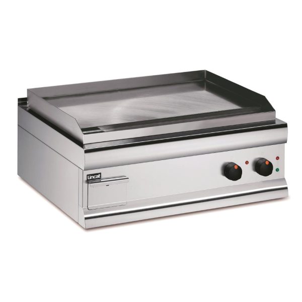 Powerful and reliable UK-made Lincat Silverlink 200 series. Produces impressive performance in any professional kitchen designed to be truly user-friendly and versatile. Easy to clean and maintain an.7kW