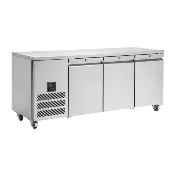 265W. Total usable capacity: 206Ltr. R290