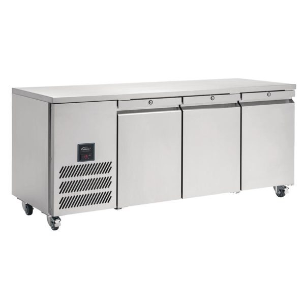 389W. Total usable capacity: 206Ltr. R290