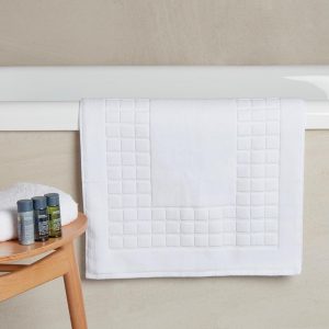 Bath Mat. 500(W) x 800(L)mm