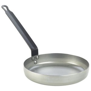 Genware Black Iron Omelette Pan 8″/210mm