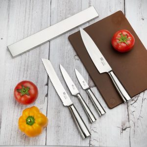 Vogue Tsuki Series 8 Prep Like A Pro 4-Piece Knife Set With Magnetic Rack