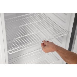 185W. Total usable capacity: 238 Ltr. R600a