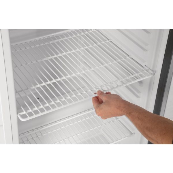 185W. Total usable capacity: 238 Ltr. R600a