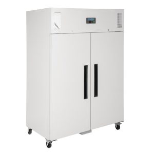 700W. Total usable capacity: 770 Ltr. R290