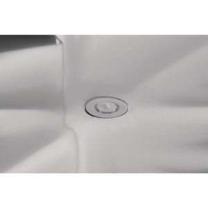 700W. Total usable capacity: 770 Ltr. R290