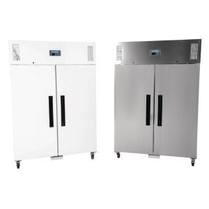 700W. Total usable capacity: 770 Ltr. R290