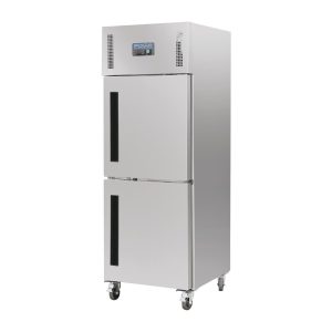 600W. Total usable capacity: 376 Ltr. R290