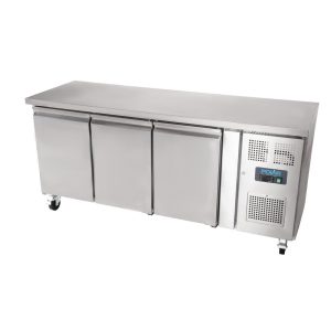 230W. Total usable capacity: 310 Ltr. R600a