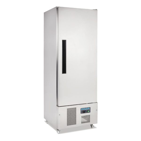 300W. Total usable capacity: 313 Ltr. R600a