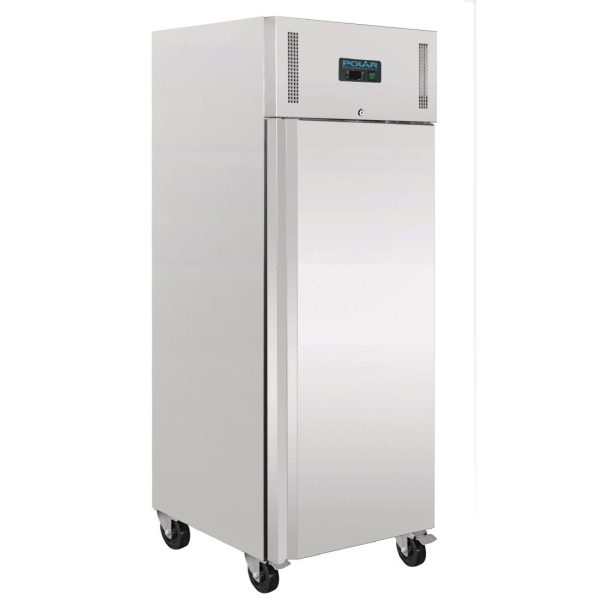 850W. Total usable capacity: 370 Ltr. R290