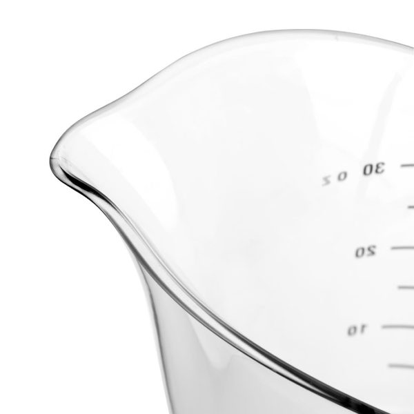 Capacity: 35 oz. Material: Polycarbonate