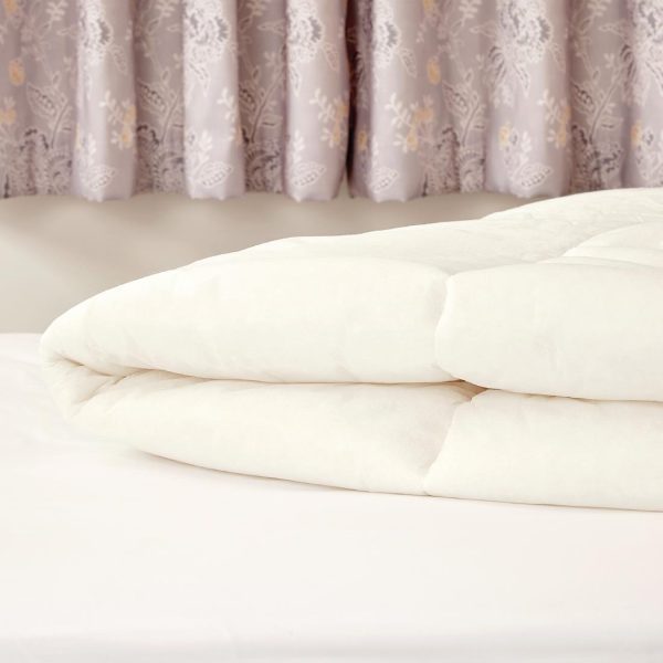 Double. 10.5 Tog. 1980(W) x 1980(L)mm