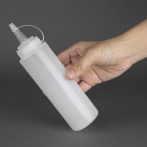 Capacity: 227ml. Material: Polyethylene