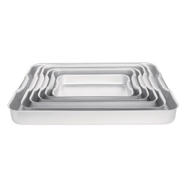 Size: 70(H) x 420(W) x 305(D)mm. Material: Aluminium
