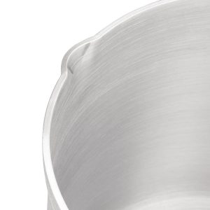 Capacity: 10Ltr. Material: Aluminium