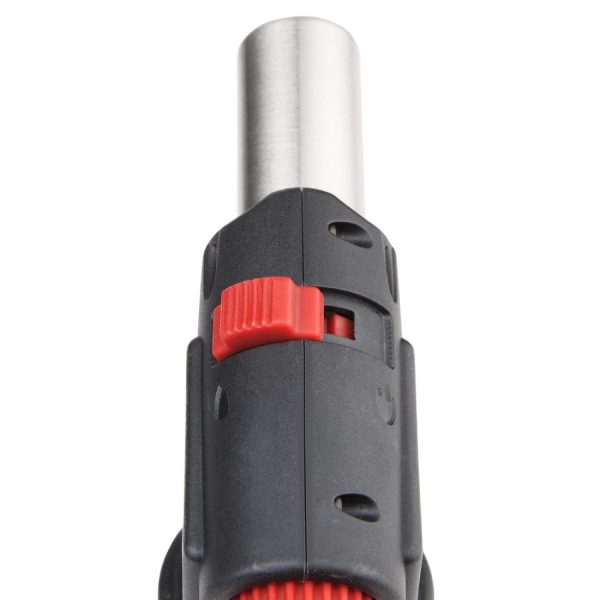 Powerful extra-wide flame. Features automatic ignition and removable stand