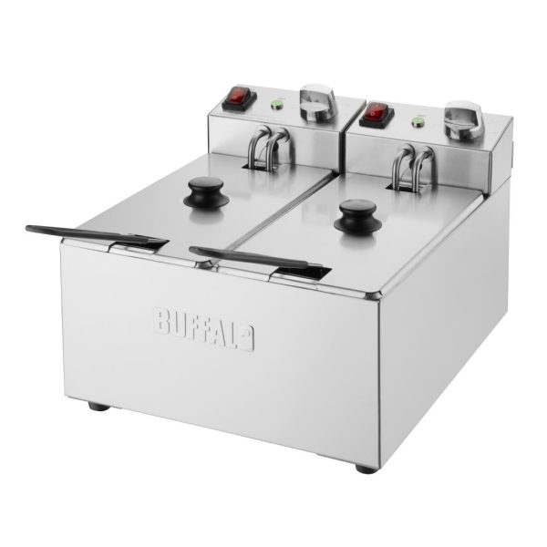 2x2kW. Oil Capacity: 2x3Ltr