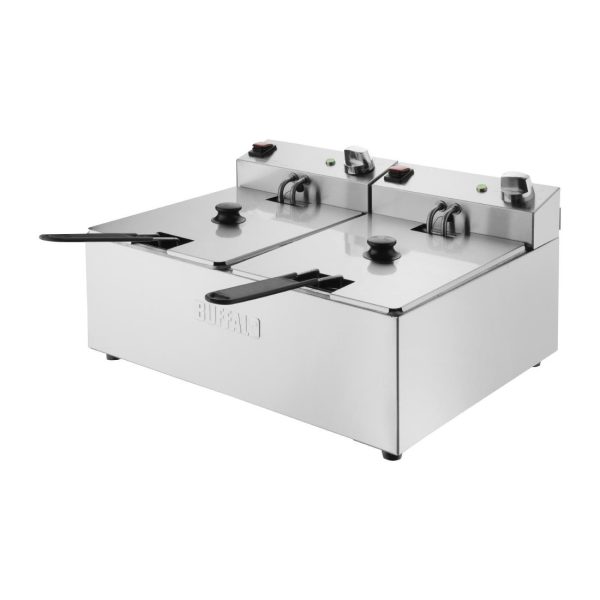 2x2.8kW. Oil Capacity:2x5Ltr